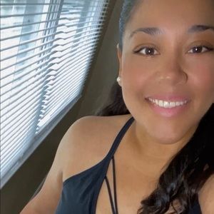 Meet your Posher, Mimi